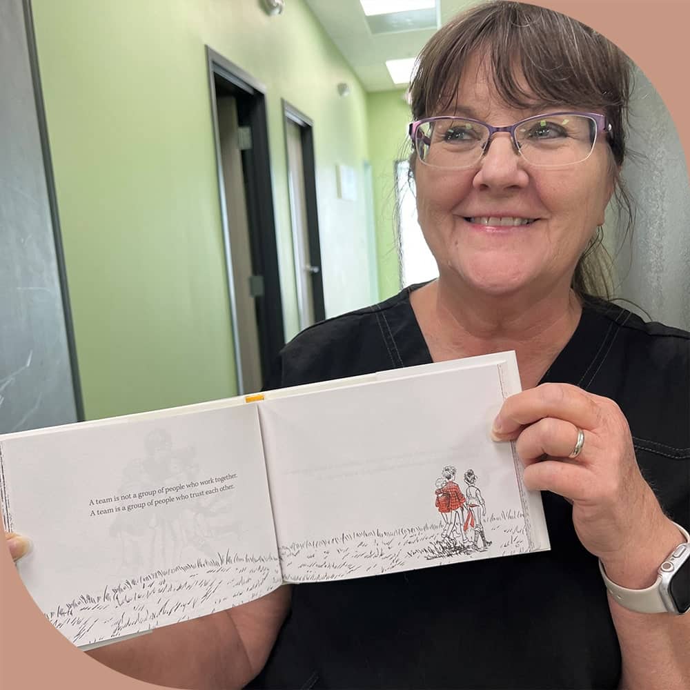 Dr Sandy Jernigan DVM